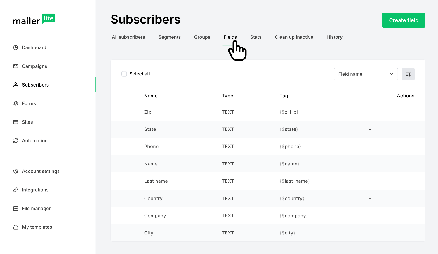 Clicking 'Fields' inside Mailerlite's 'Subscribers' page